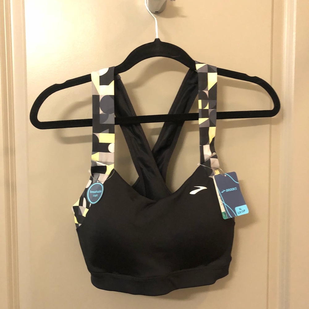 Brooks uplift crossback C/D moving comfort bra